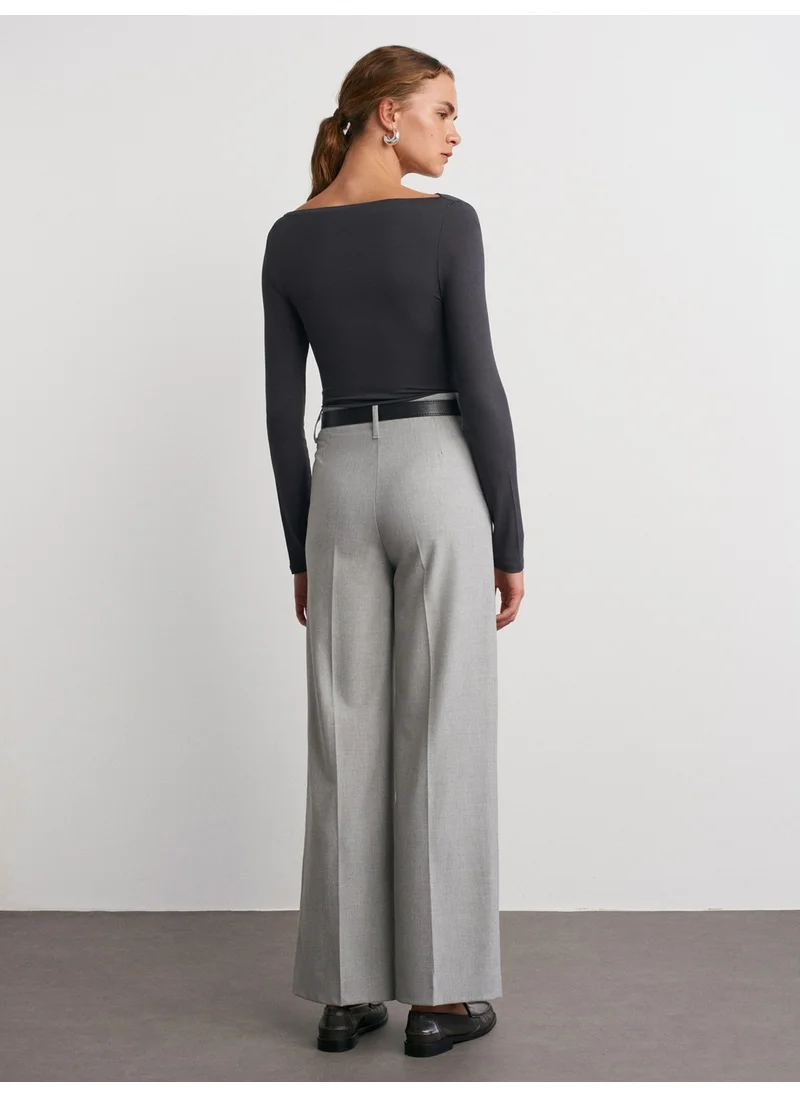 ديلفين 71550 Belted Smart Trousers-Light Grey