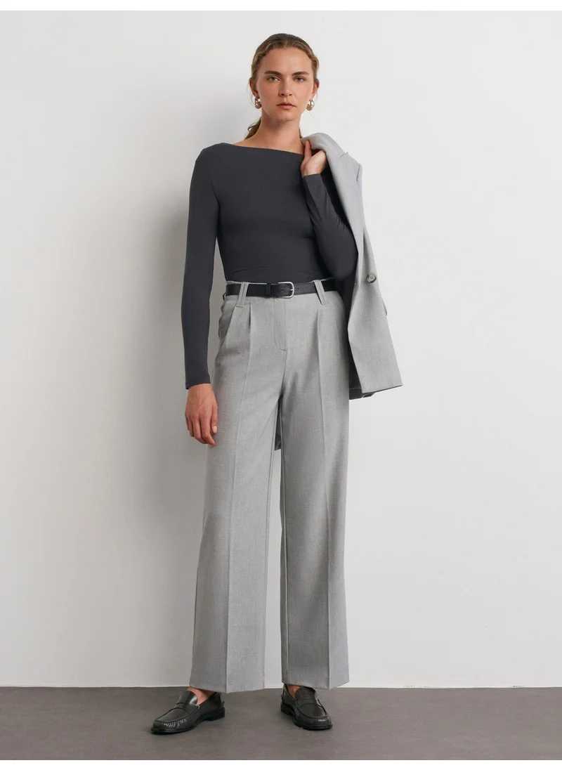 ديلفين 71550 Belted Smart Trousers-Light Grey