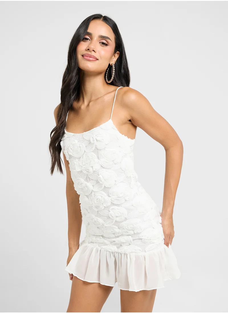 جينجر Strappy Floral Applique Detail Dress With Frill Hem