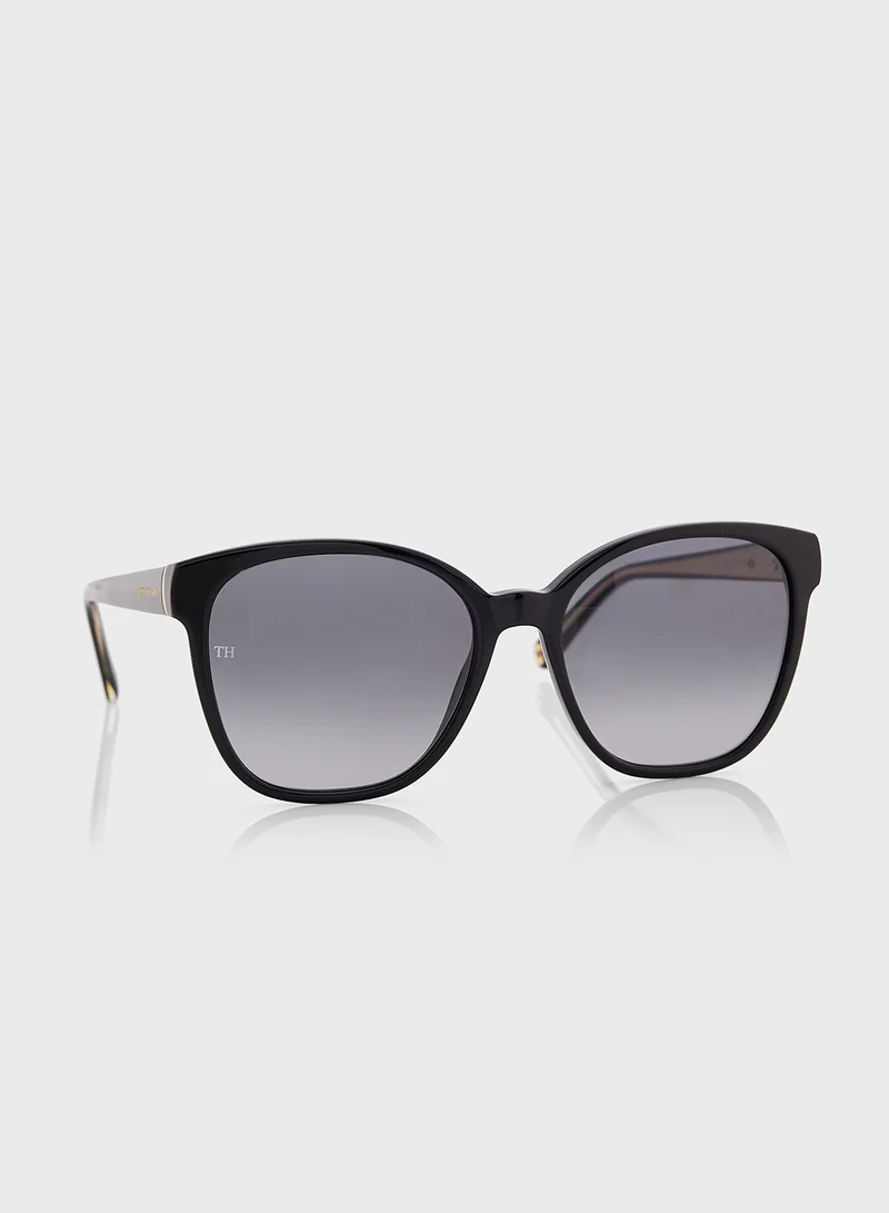 تومي هيلفيغر Th 1811/S Wayfarers Sunglasses