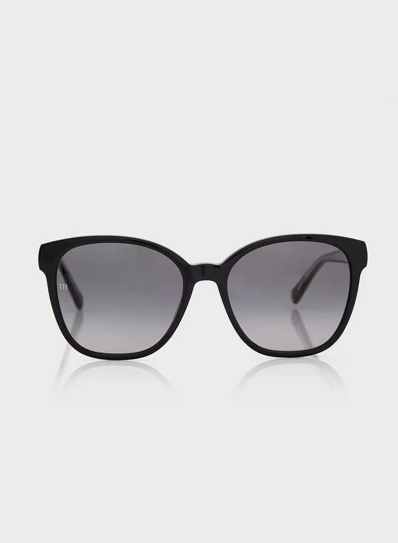 تومي هيلفيغر Th 1811/S Wayfarers Sunglasses