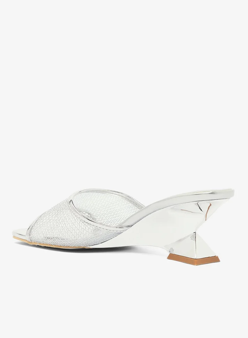 ايلا صنادل بكعب