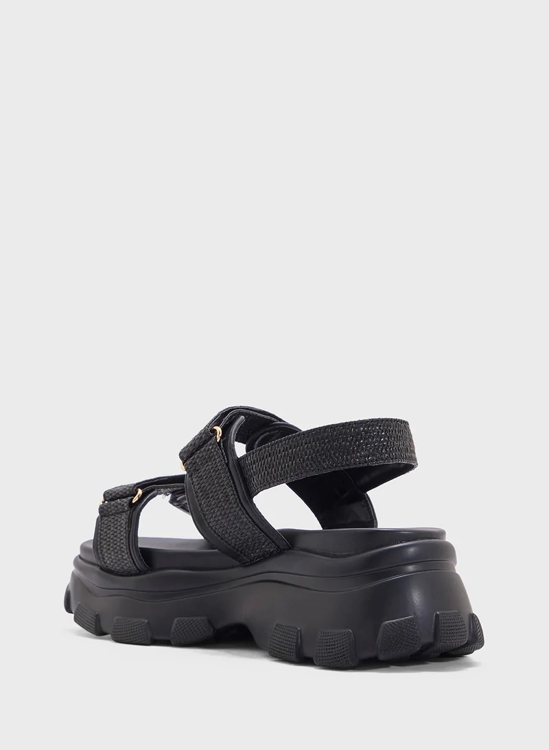 OZZO Chunky Flat Sandal