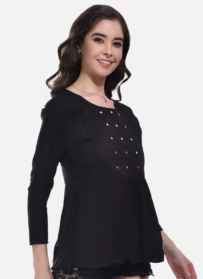 FIMS عبوة من 2 بلوزات قطنية مزخرفة هندسياً بتصميم بيبلوم - Image 3