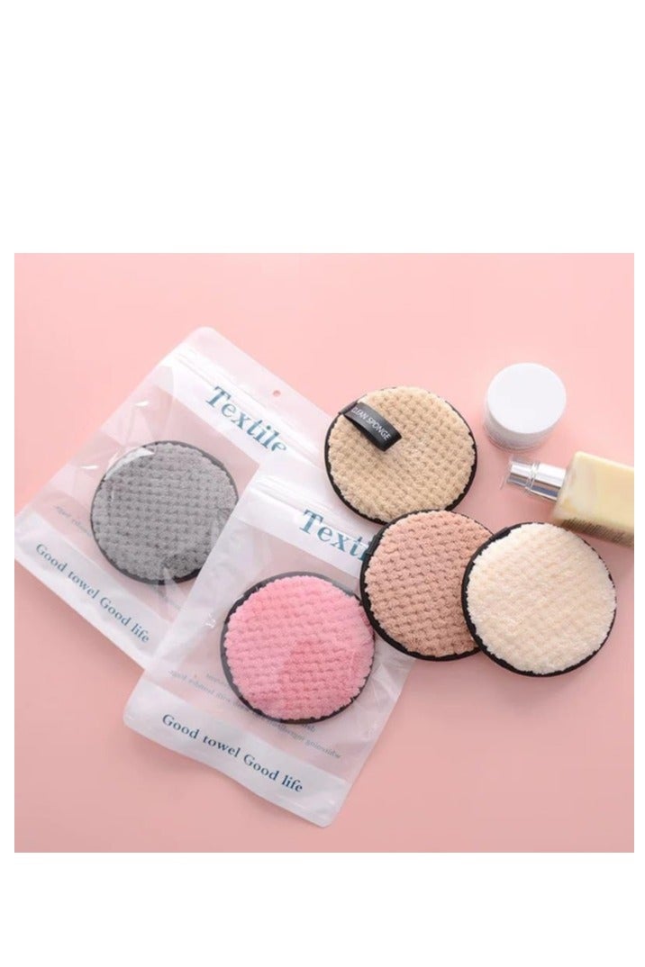 Reusable makeup remover pads remove makeup easily. - Image 2
