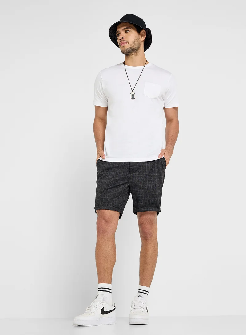 BRAVE SOUL Crew Neck Pocket T-Shirt