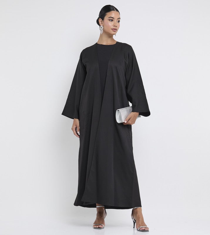 ROZA Elegant Embroidered Abaya - Image 5