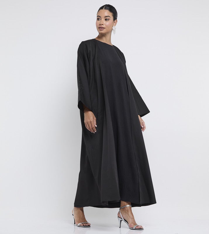 ROZA Elegant Embroidered Abaya - Image 2