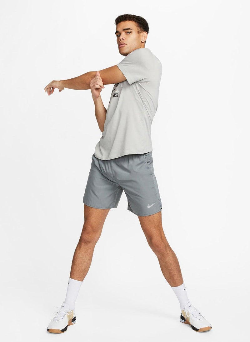 Nike Challenger Men's Dri-FIT 18cm (approx.) Unlined Running Shorts - Image 5