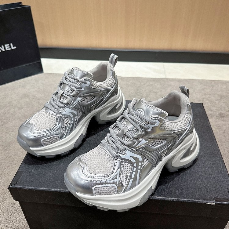 Women's Low Top Sneakers with Platform Sole - Image 1