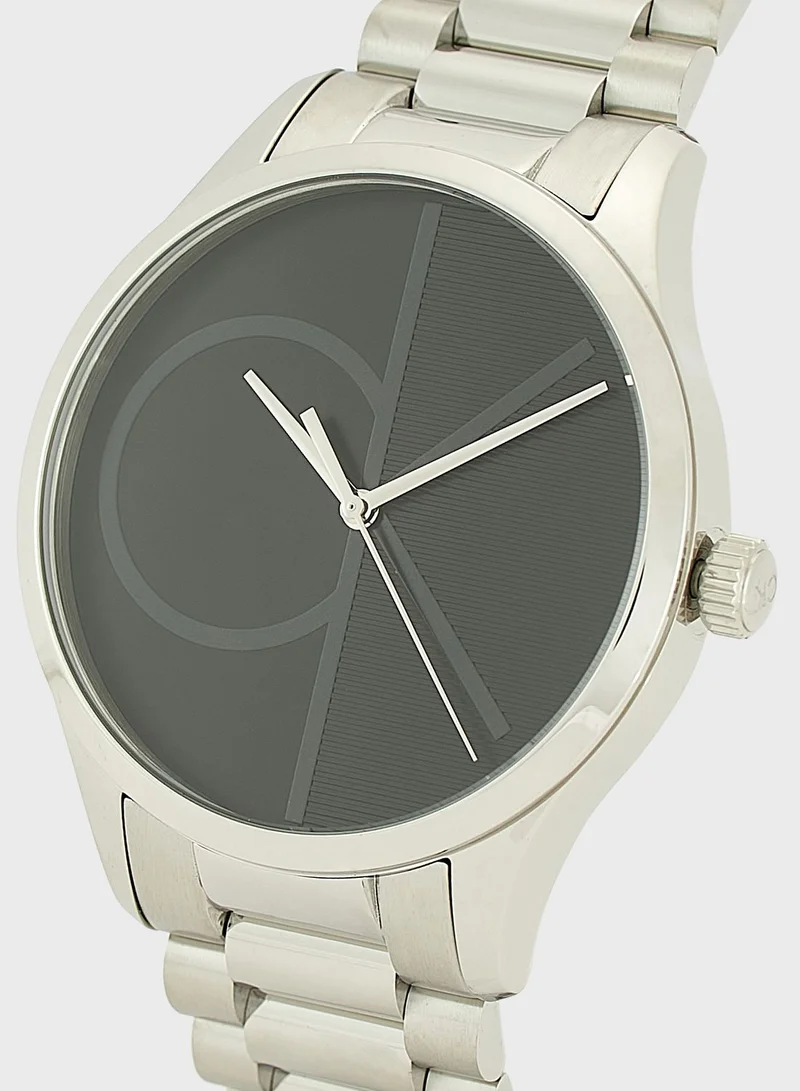 CALVIN KLEIN Iconic Analog Watch