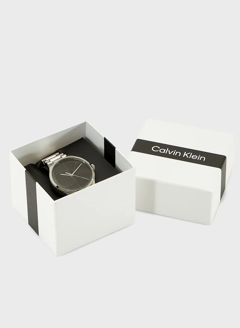 CALVIN KLEIN Iconic Analog Watch