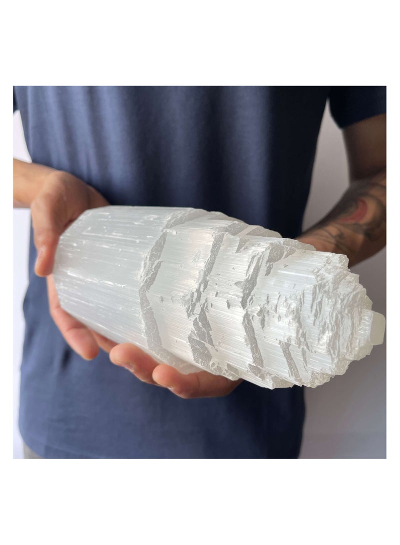 MAISON ETHERIQUE Selenite Crystal Tower - 20cm - Image 3