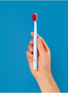 CURAPROX فرشاة أسنان CS 3960 فائقة النعومة - فرشاة أسنان فائقة النعومة للبالغين مع شعيرات 3960 CUREN® - فرشاة أسنان يدوية من Curaprox متعددة الألوان  - Image 4