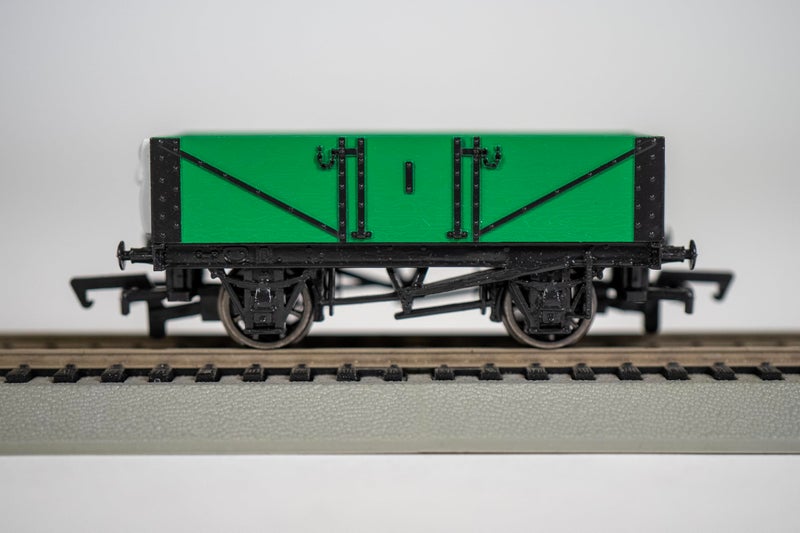 Bachmann Thomas and Friends Troublesome 4 Truck HO Scale - Image 3
