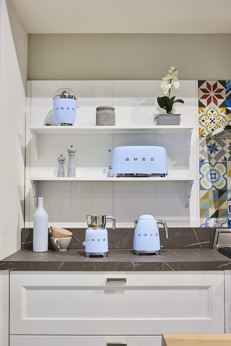Smeg 50's Retro Style Kettle, 1.7L Capacity, Pastel Blue, Stainless Steel 1.7 L 2400 W KLF03PBUK Pastel Blue - Image 2