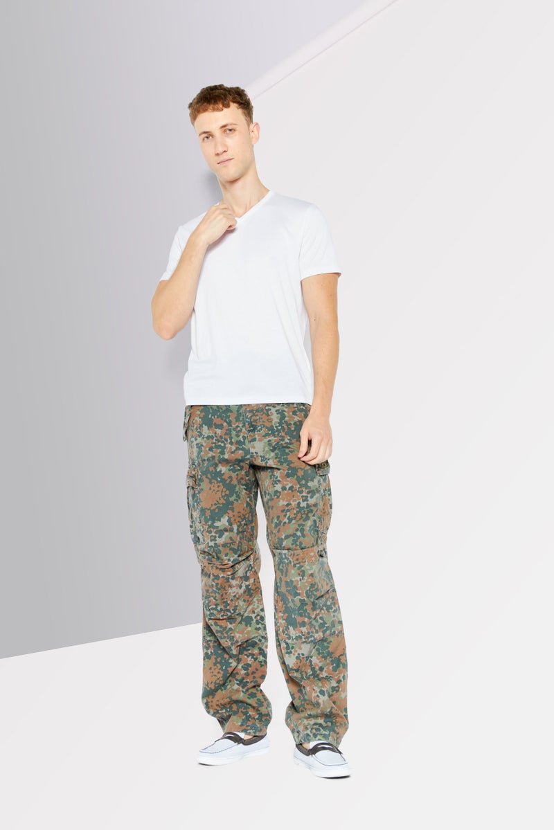 DIESEL Men Regular Fit Camouflage Cargo Pants, Olive  - Image 2