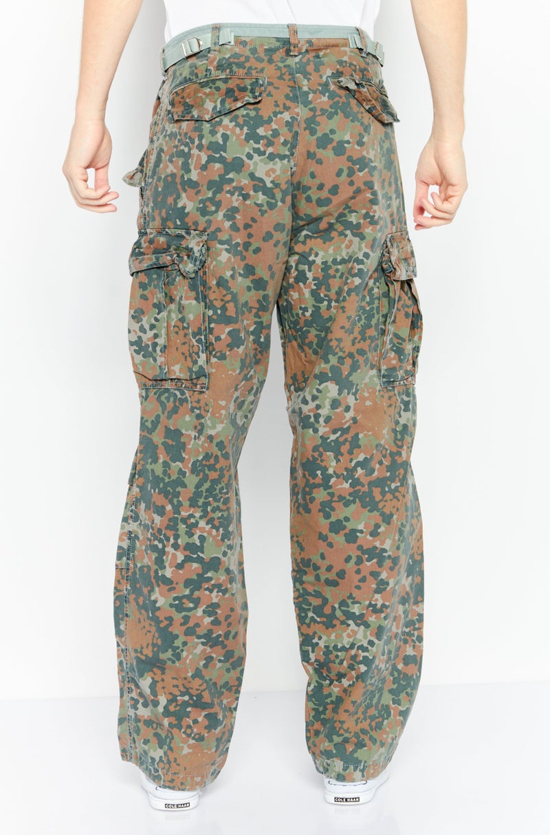 DIESEL Men Regular Fit Camouflage Cargo Pants, Olive  - Image 4