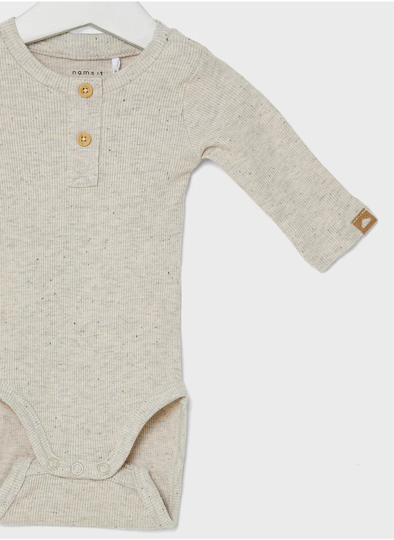 نيم ات Kids Essential Bodysuits