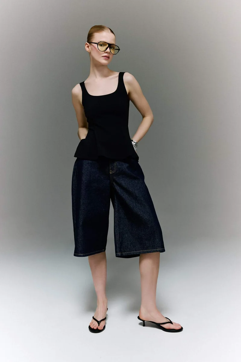 ديفاكتو Slim Fit U Collar Tank Top