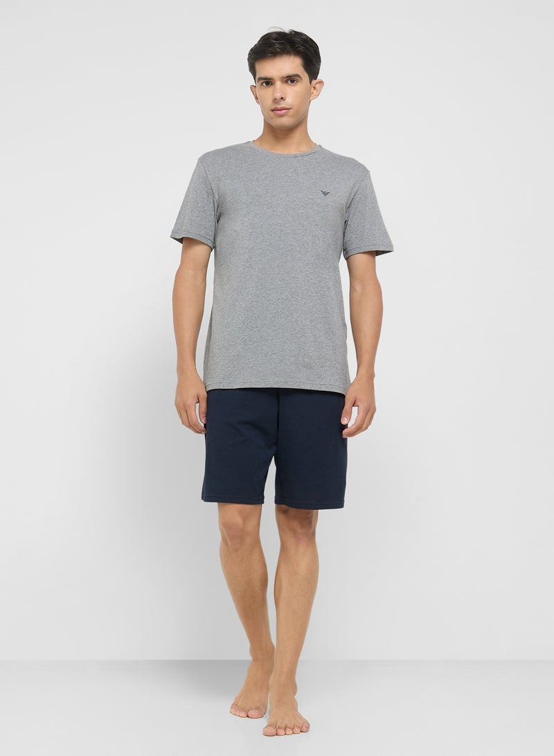 امبوريو ارماني طقم تي شيرت وشورت بشعار - Image 5