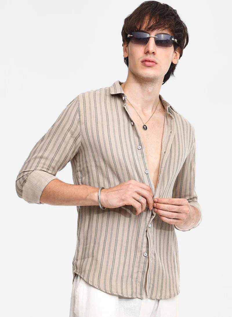 كامبوس سوترا قميص رجالي مخطط باللون الكاكي البني بياقة واسعة وأكمام طويلة للاستخدام اليومي