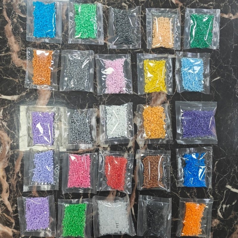 24 Pack 2 6mm Pony Beads 12000 Pcs Fused Beads Full Color Bulk Craft Beads Kit - Image 1
