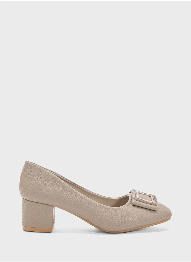 بيتك ستيبس Low Block Heeled Pump