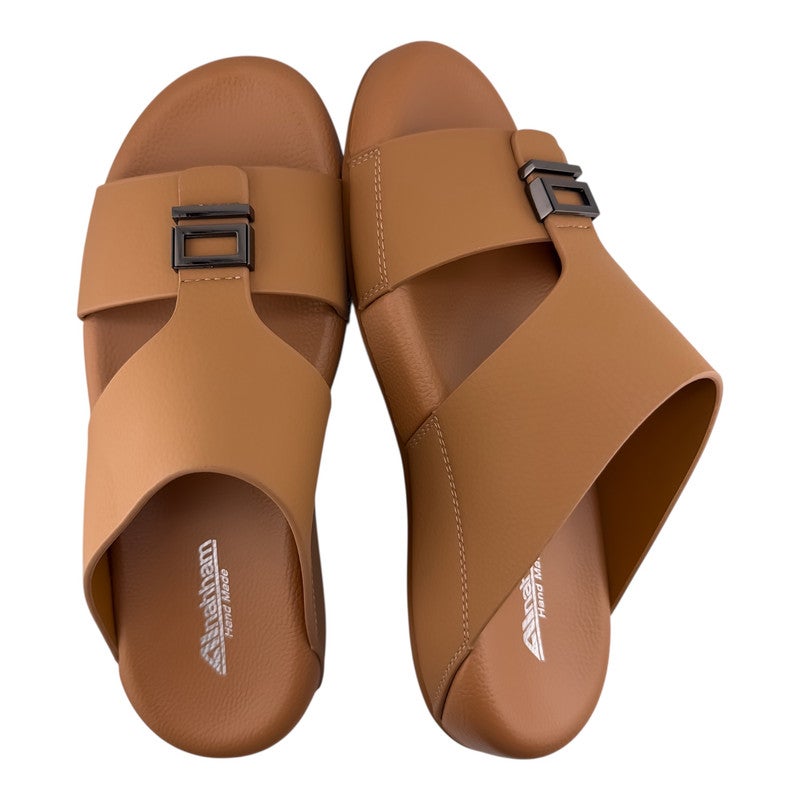 إيت صندل عربي يدوي الصنع للرجال من AET | شبشب رجالي خارجي | شبشب مفتوح من الأمام للاستخدام اليومي | جلد عربي أصلي مع ابزيم| تصميم عربي جديد | نعل داخلي مطابق للون| مريح وخفيف الوزن - Image 2