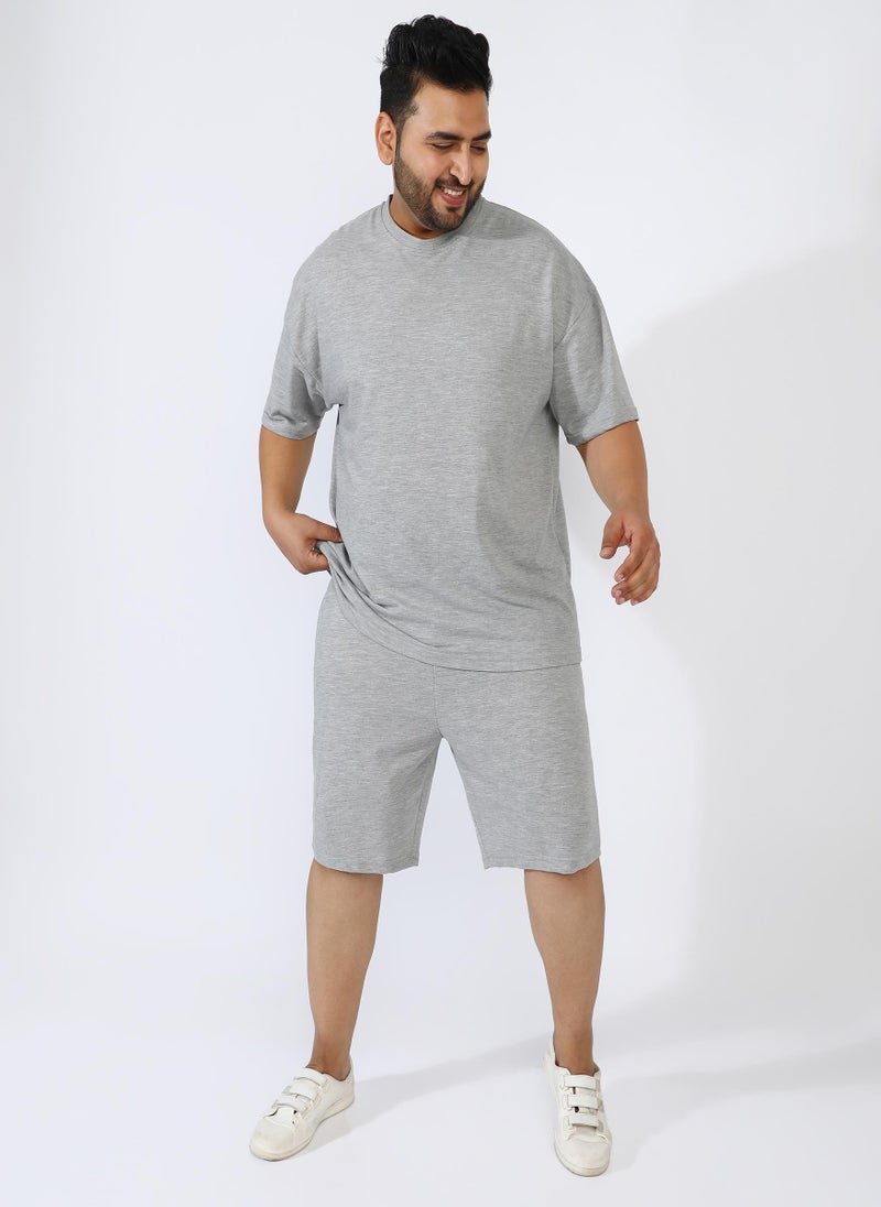 Instafab Plus Men's Light Grey Solid Co-Ord Set For Casual Wear | Crew Neck | Short Sleeve | Pull On Closure | Plus-Size Co-Ords Crafted With Comfort Fit For Everyday Wear - Image 2