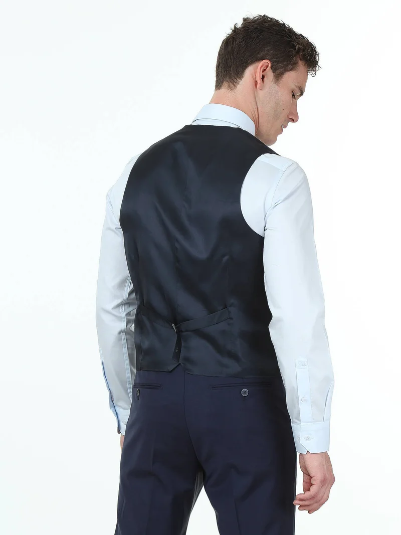 Kip Saks Slim Fit Butterfly Collar Classical Waistcoat