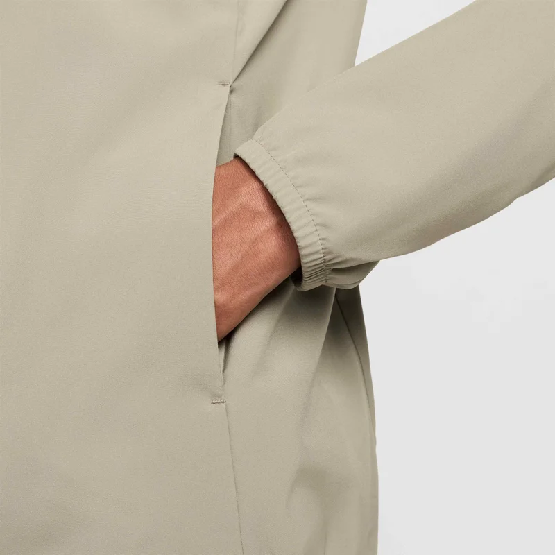Nike Green Men's Form Dri-FIT Hooded Jacket for Men | Best Price UAE