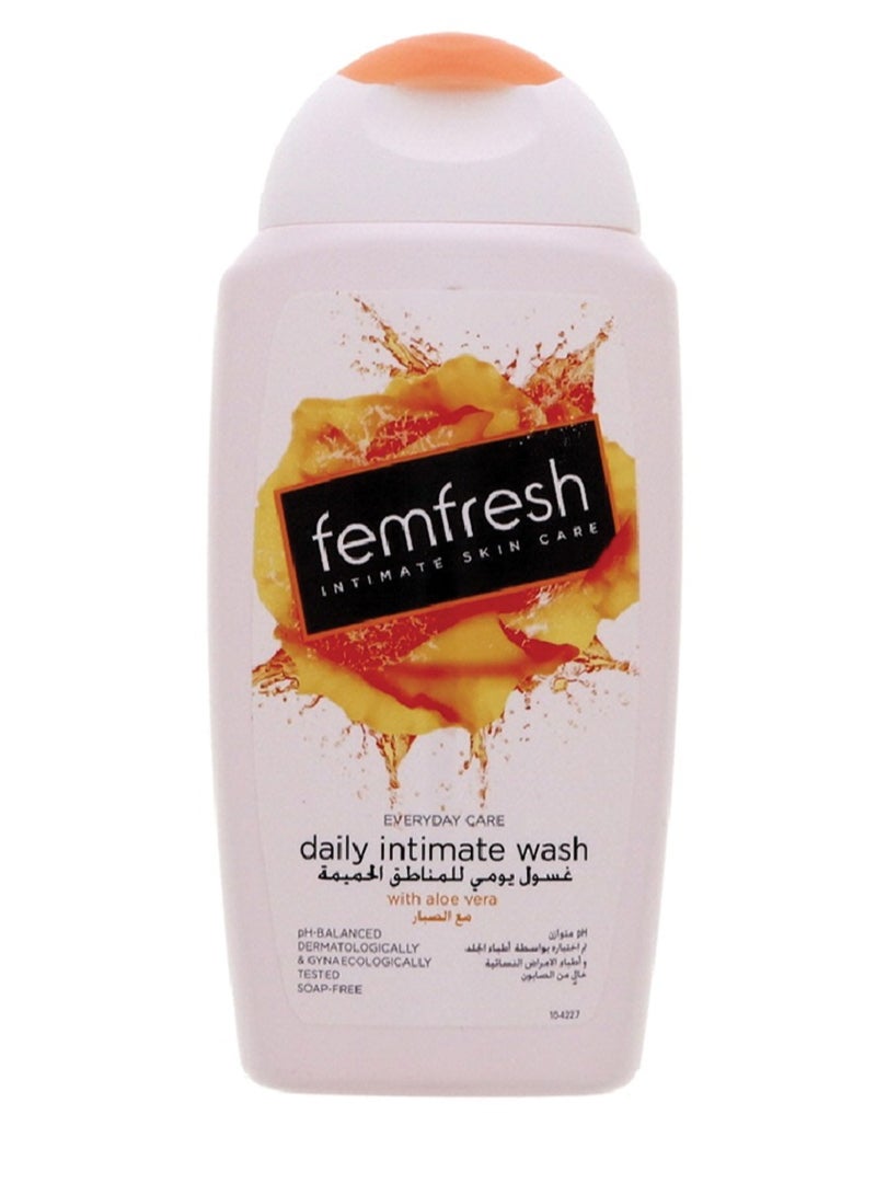 femfresh Intimate Feminine Wash Everyday Care with Aloe vera Extract 250 ml