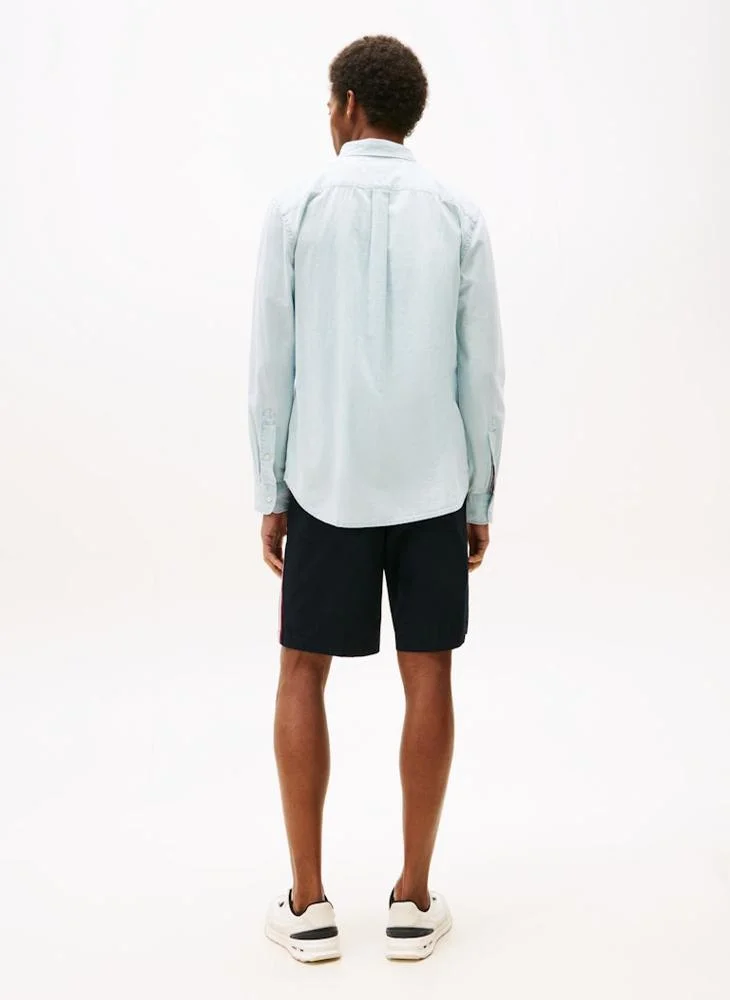 تومي هيلفيغر قميص شامبراي بجيب بقصة عادية