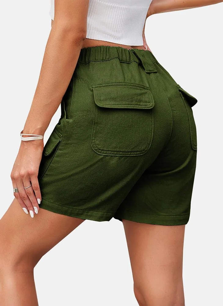 يونيكي Green Mid Rise Plain Slim Fit Shorts