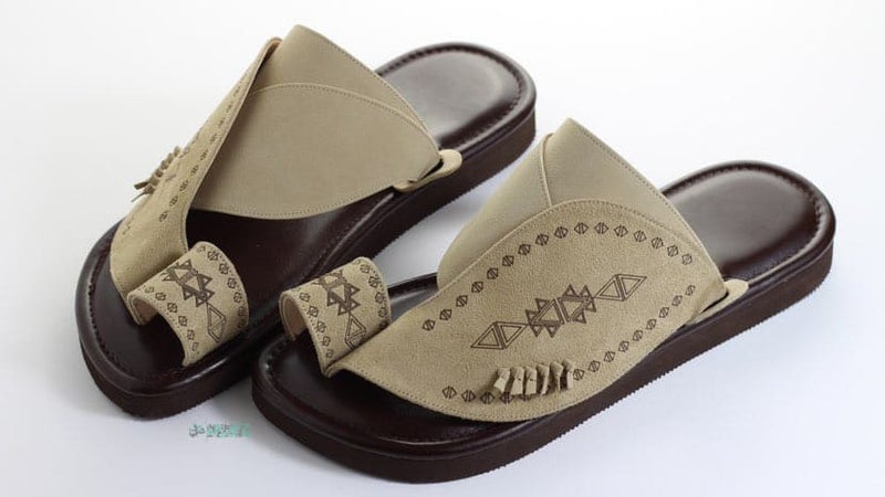 Zubairiya Naal | For Daily Wear, Eid and Occasions | Sandal | Awad | Saudi Arabian Eastern