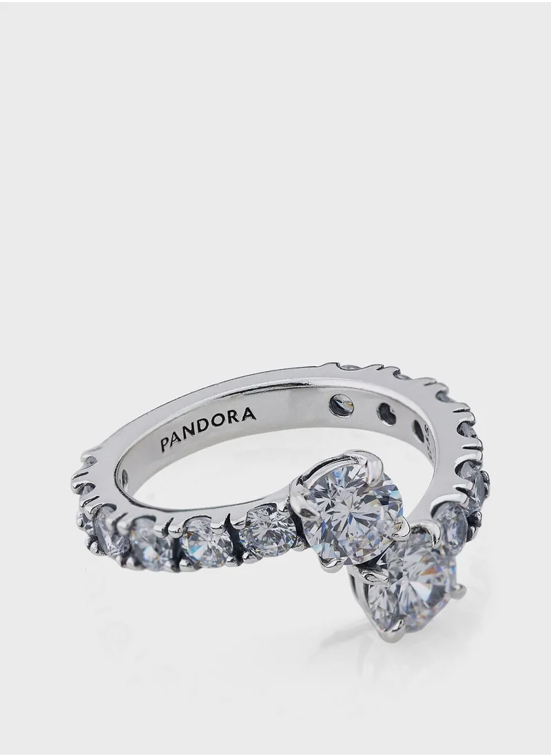 باندورا Sparkling Overlapping Band Ring