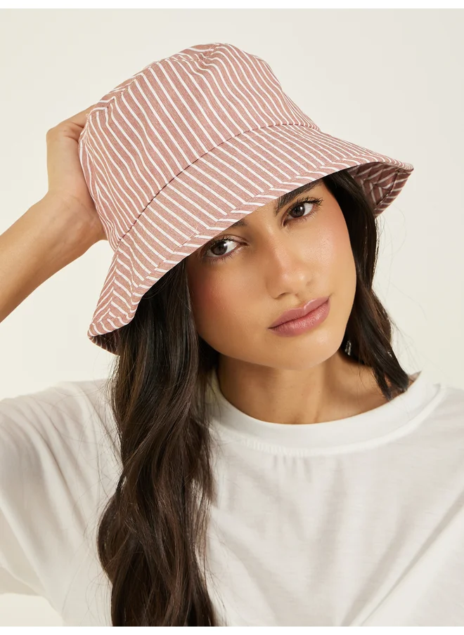 Styli Styli Striped Bucket Hat