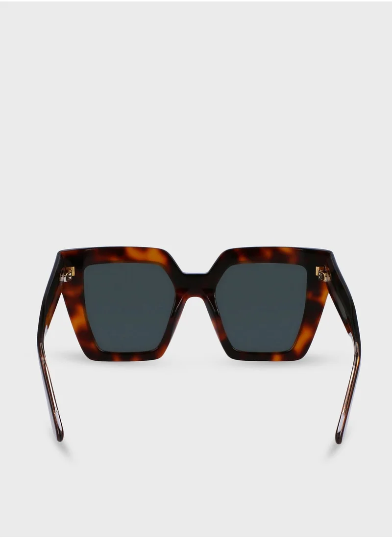 CALVIN KLEIN Oversized Sunglasses