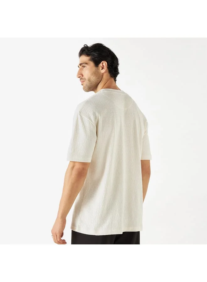 Iconic Iconic Textured Crew Neck T-shirt with Short Sleeves