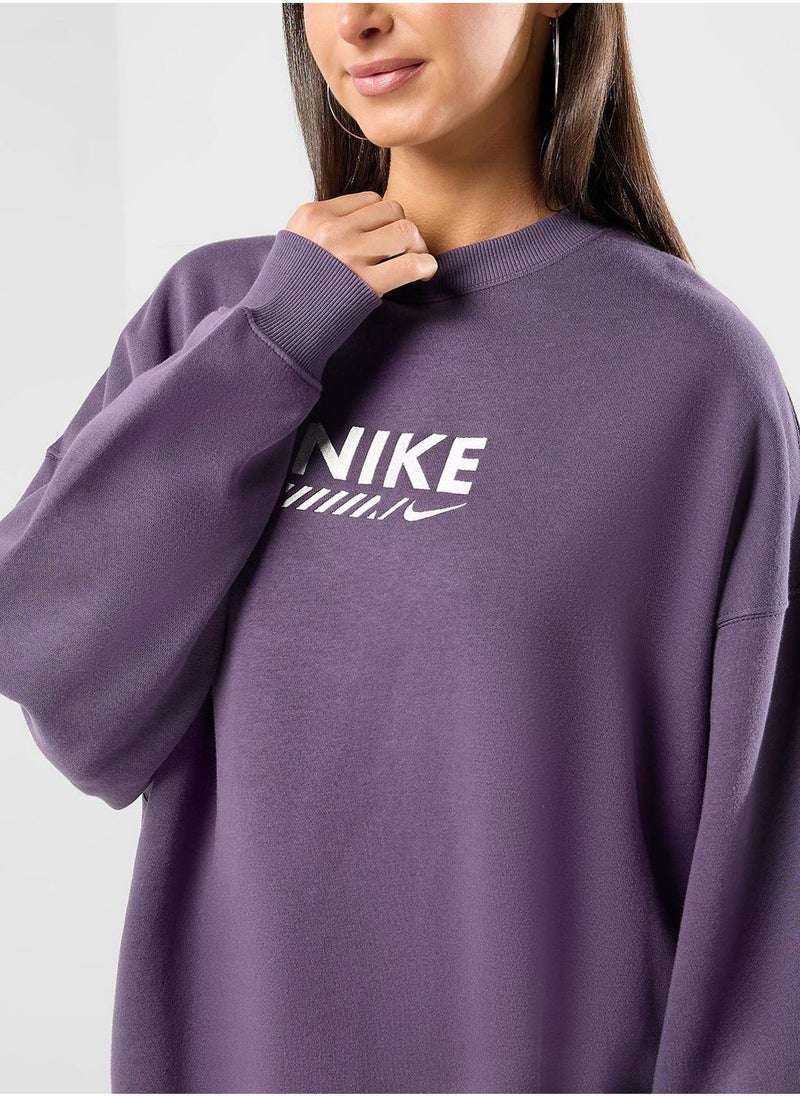 Nike Nsw Fleece Oversized Sweatshirt - Image 3