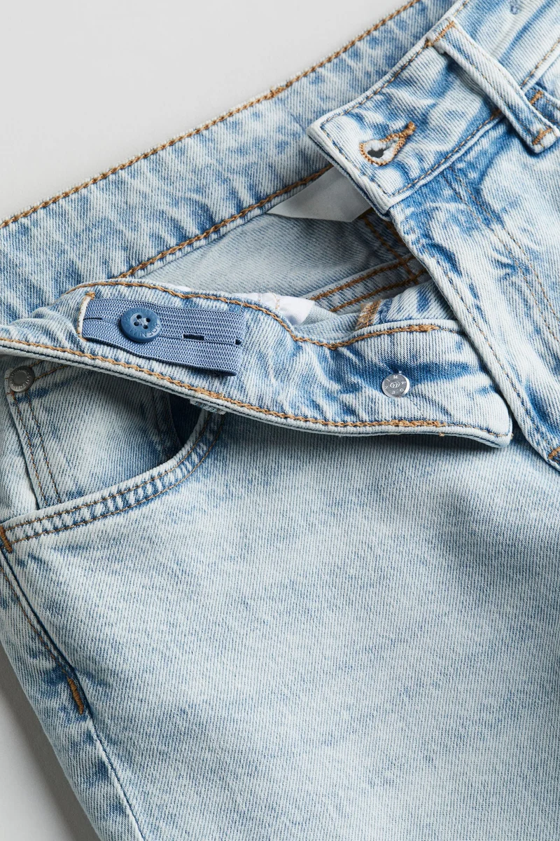 H&M Relaxed Tapered Fit Jeans
