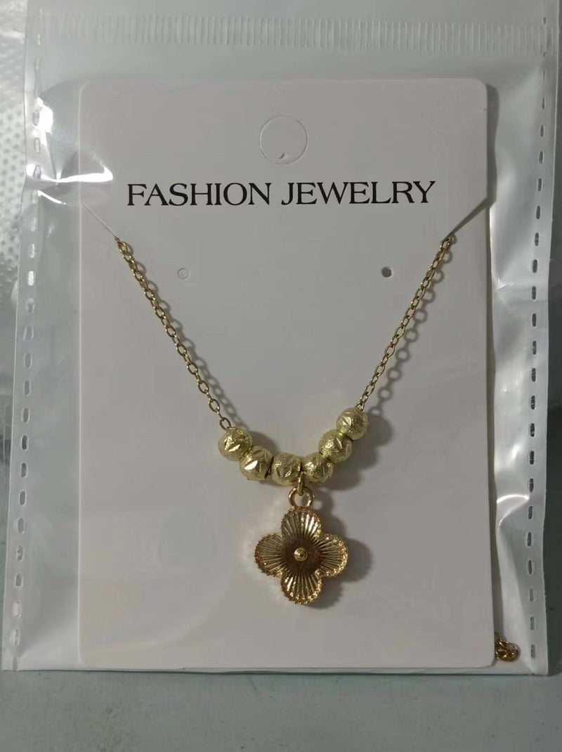 Chic Versatile New Design Ladies Necklace Liufuzhu Four-leaf Clover Necklace