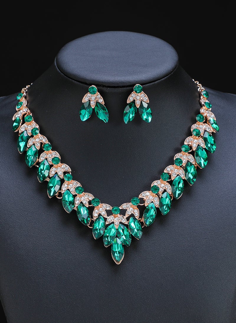 Sharpdo 2-Piece Elegant Retro Necklace and Earrings Set - Image 2