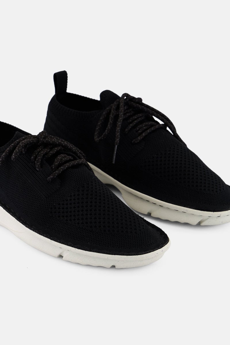 clarks Women Standard Origin Lace Up Shoes, Black  - Image 3