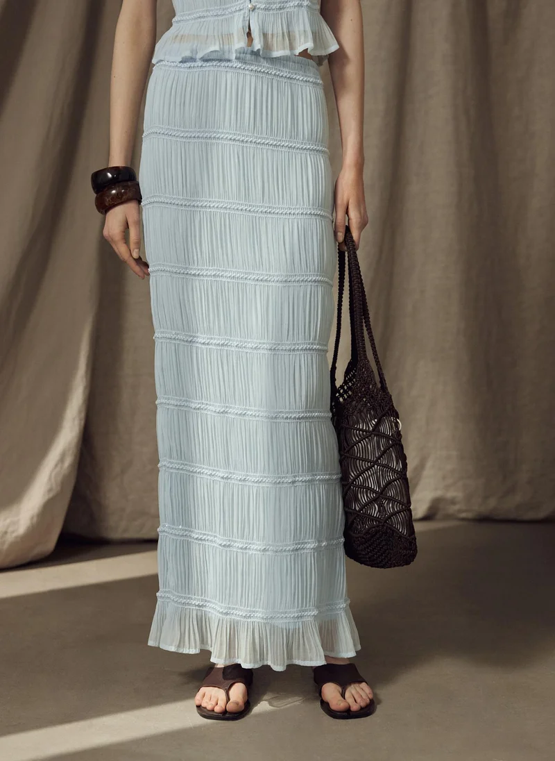 Lichi Maxi skirt in crinkled fabric