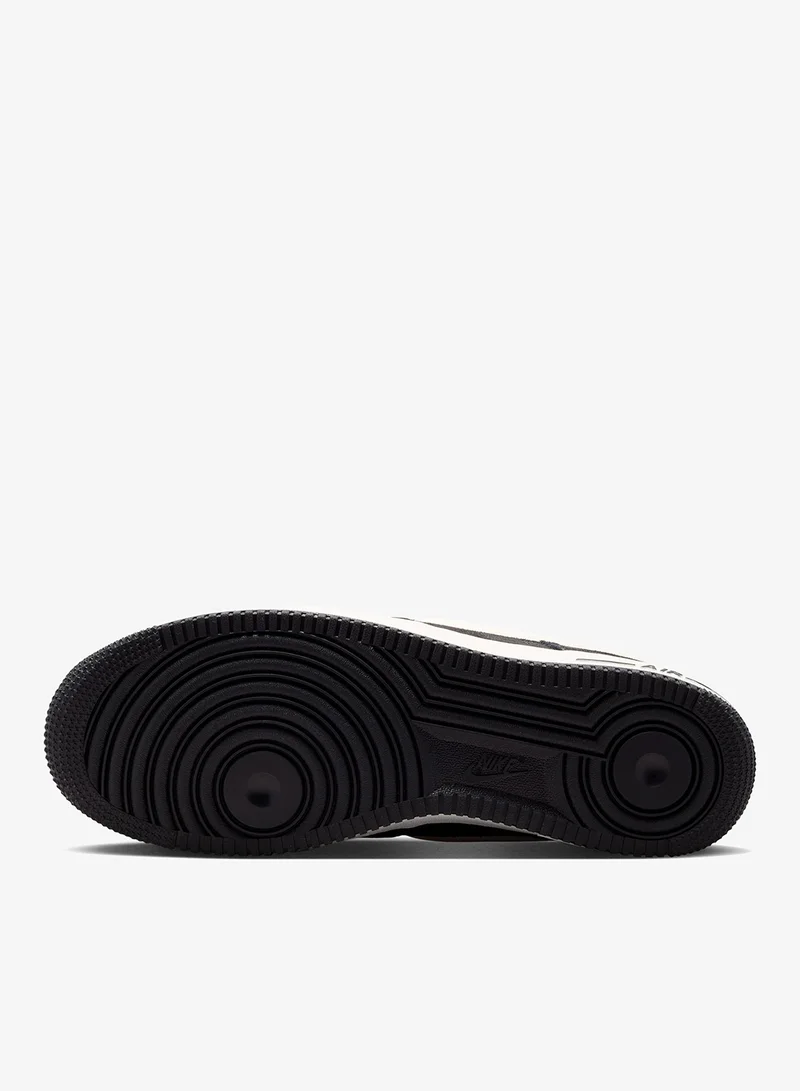 Nike BLACK/SAIL Air Force 1 '07 Lv8 Sc for Men | Best Price UAE