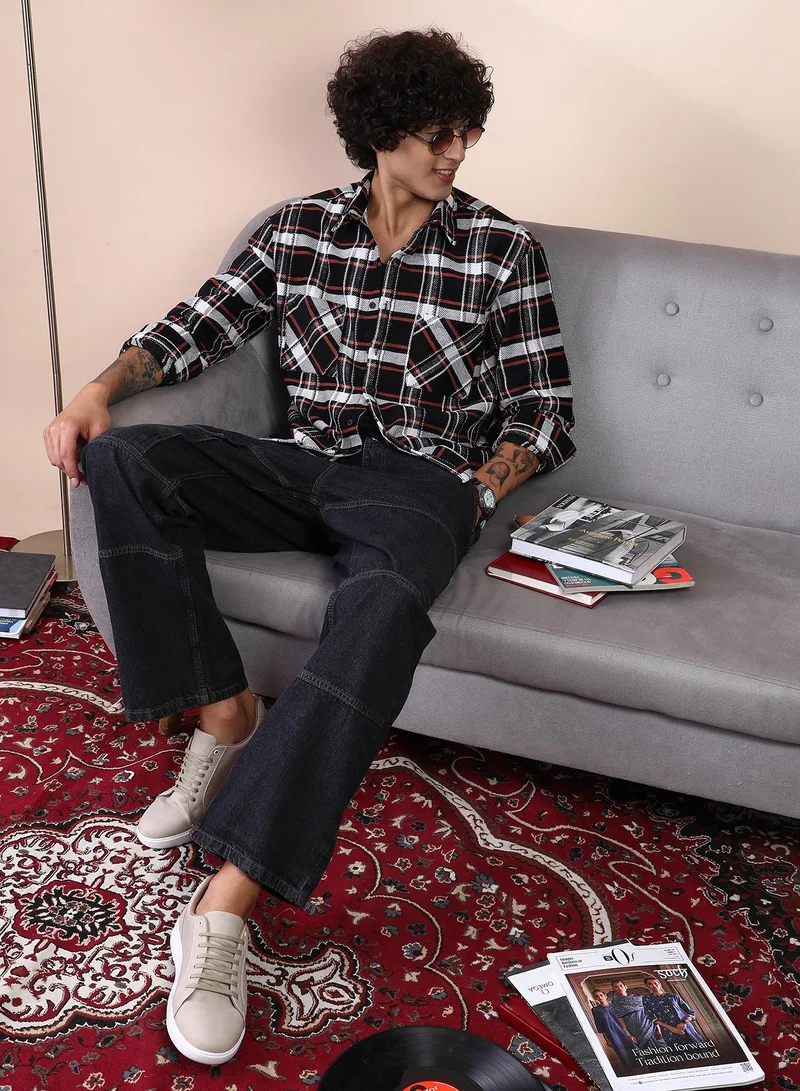 Campus Sutra Campus Sutra Men's Black & White Halo-Check Utility Shacket For Casual Wear | Spread Collar | Long Cuffed Sleeves | Button Closure | Overshirt/Shacket Crafted With Comfort Fit For Everyday Wear