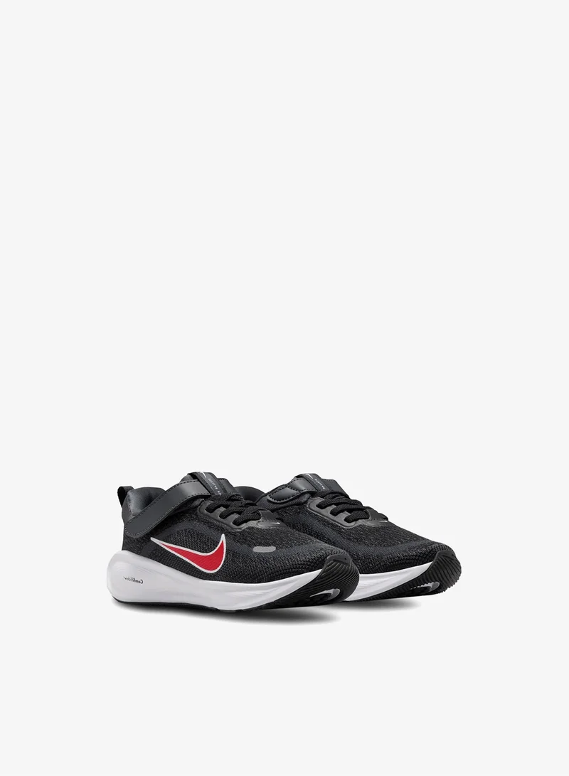 نايكي أحذية جري للأطفال بتصميم نجمي