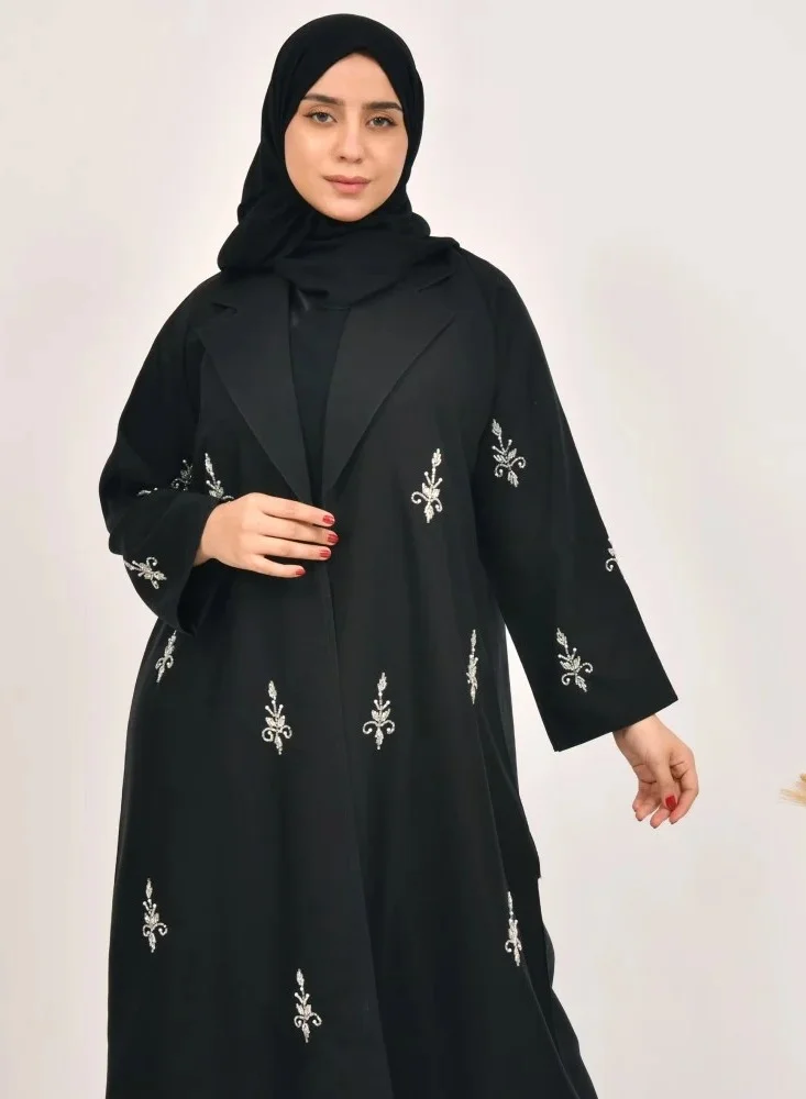 عبايات لمحة عباية غين - الأناقة الرسمية بلمسات شك أبيض لامع